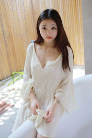 欧美丝袜玉足美女_4K免费观看韩国
